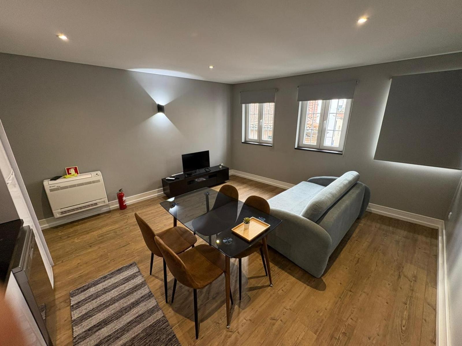Ardosia Apartment